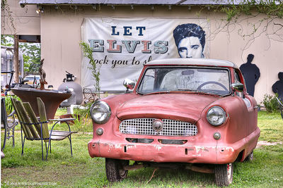 Hopson Elvis and Car